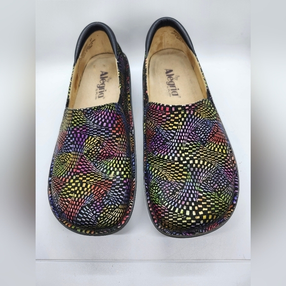 Alegria Shoes - Alegria Leather Debra Viewmaster closed heel clog slip resistant sz 37/8